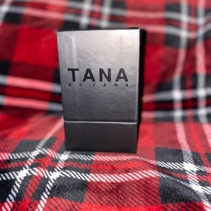 Tana box!